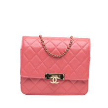 Chanel | Pre-Owned Quilted Caviar Golden Class Wallet On Chain | Pink