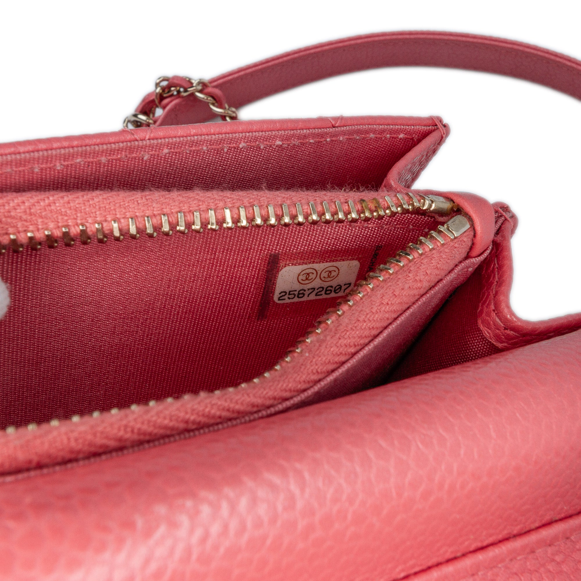 Chanel | Pre-Owned Quilted Caviar Golden Class Wallet On Chain | Pink