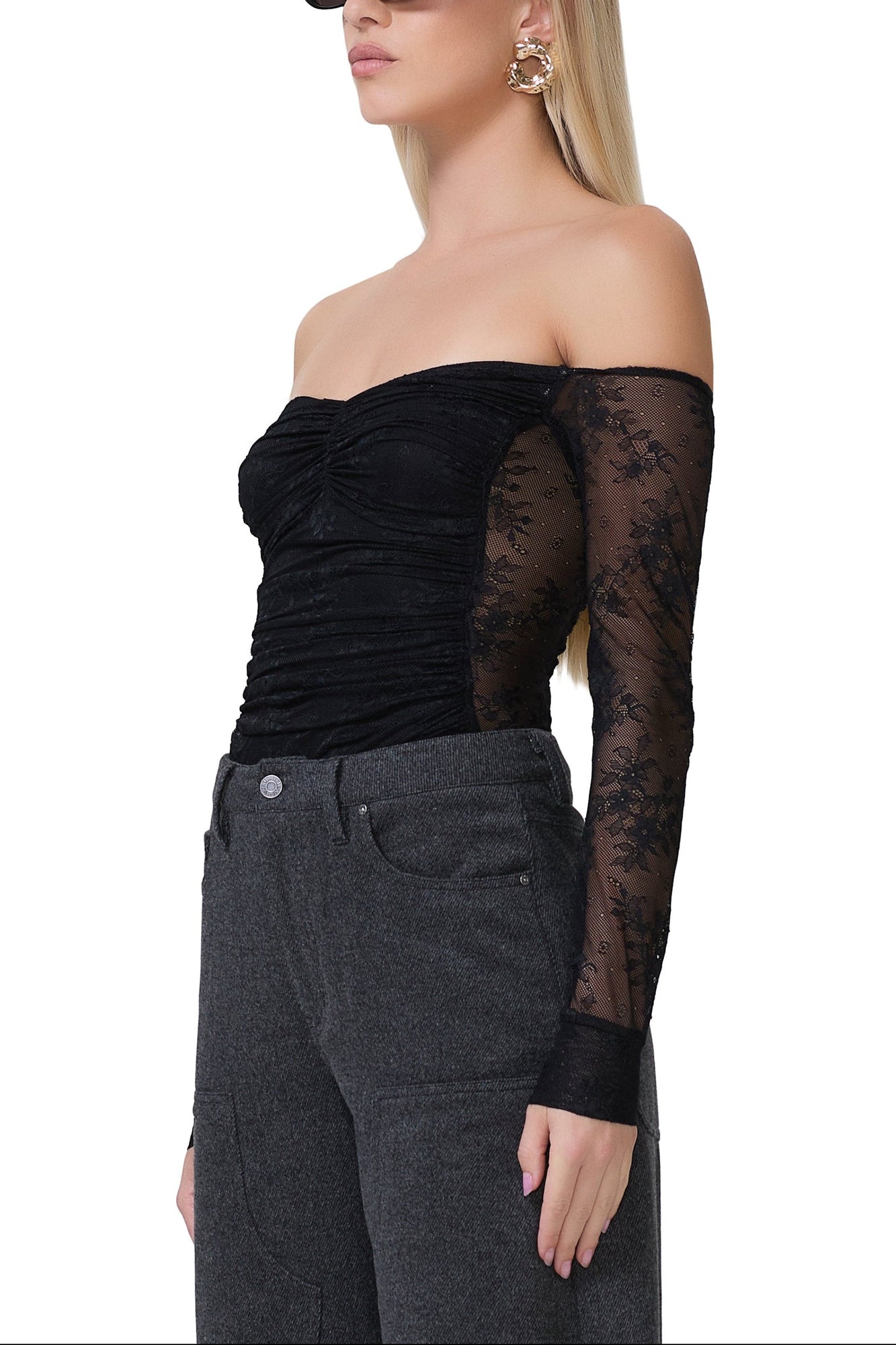 odilla-lace-top-noir
