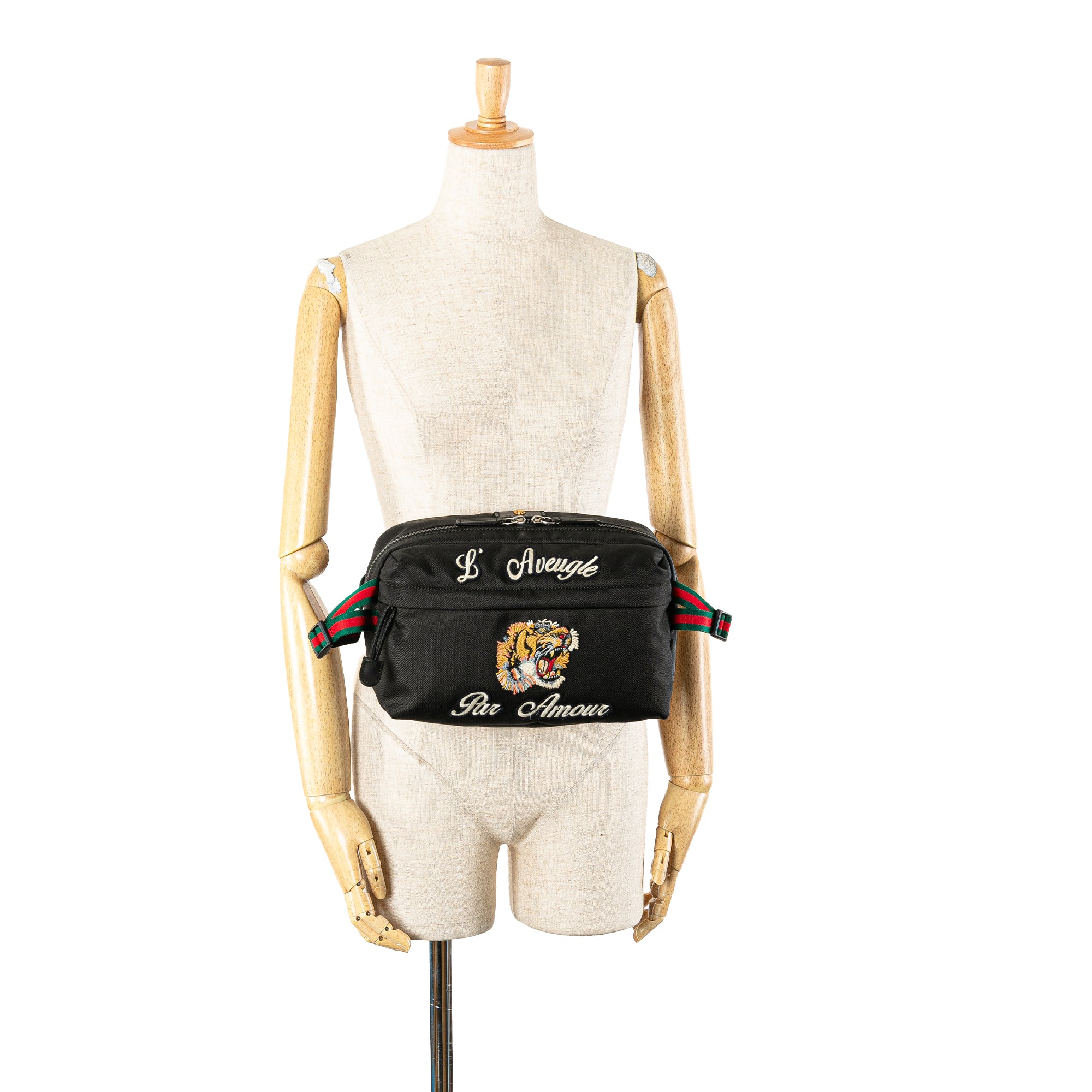 Gucci | Pre-Owned Techno Canvas Web L Aveugle Par Amour Embroidered Belt Bag | Black
