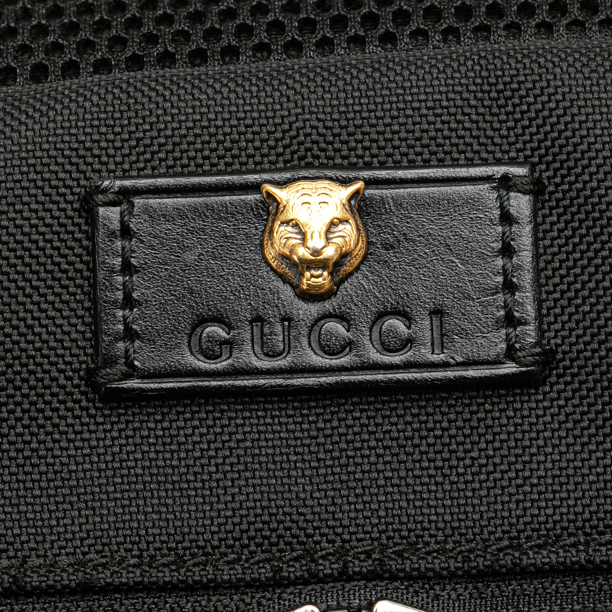 Gucci | Pre-Owned Techno Canvas Web L Aveugle Par Amour Embroidered Belt Bag | Black