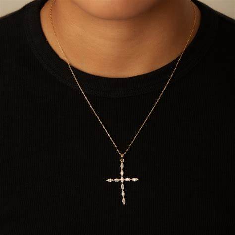 The Marquis Bezel Cross Pendant Necklace | 18KT Gold Vermeil