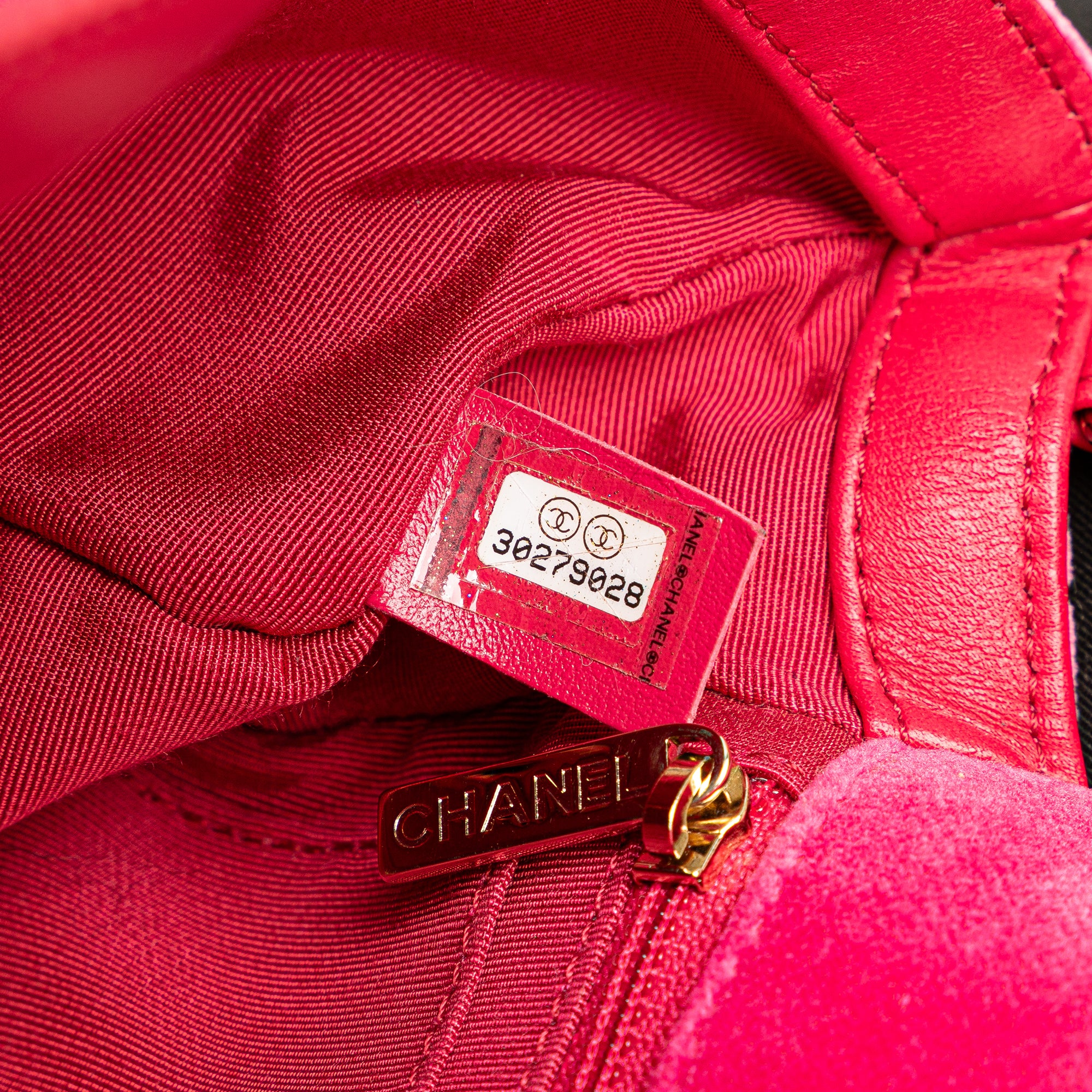 Chanel | Pre-Owned Mini Quilted Velvet Pearl Crush Single Flap | Pink/Dark Pink
