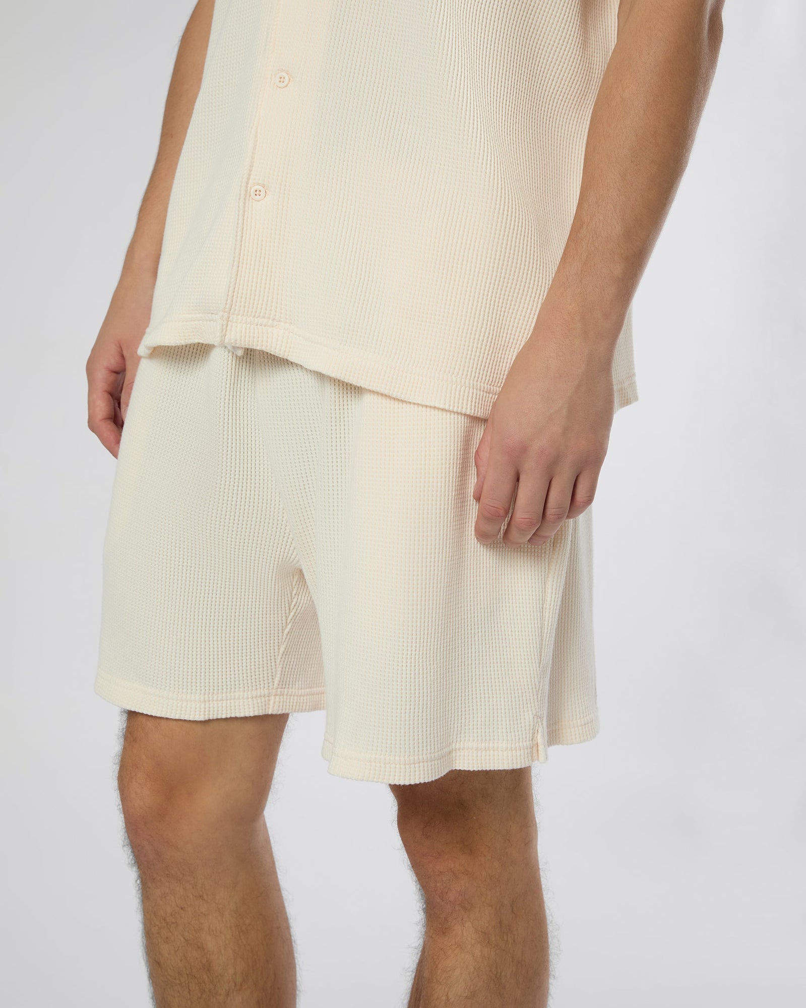 Mens | Macro Waffle Pull-On Short 6" | Salt