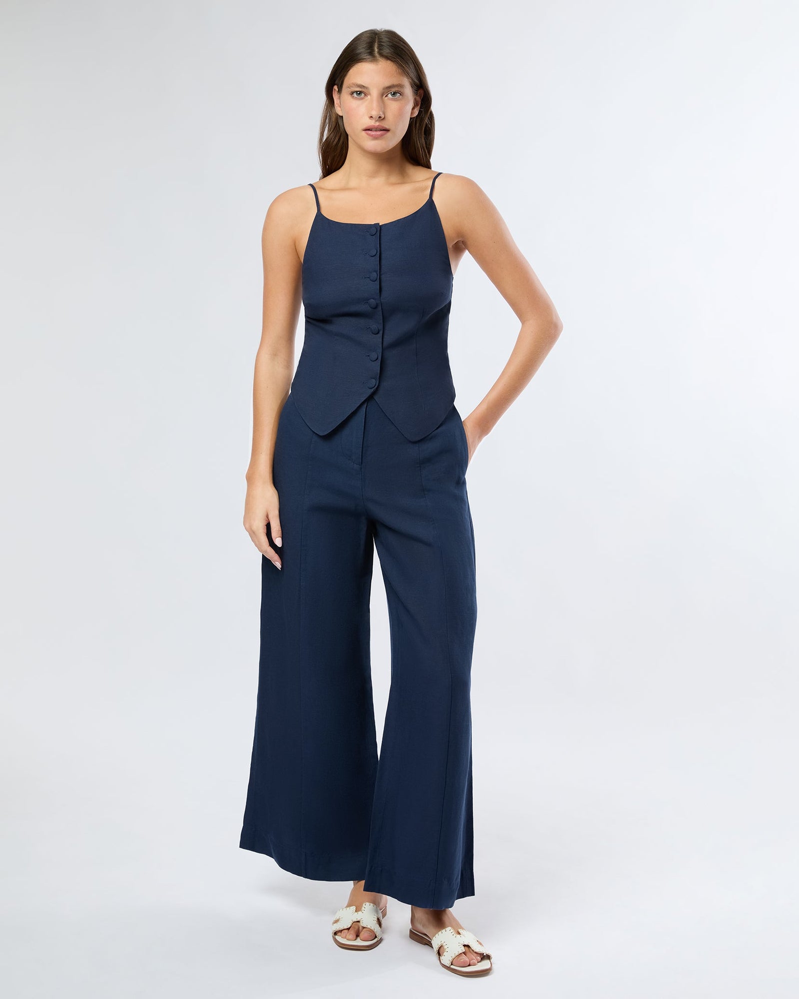 Womens | Air Linen High Neck Top | Deep Navy