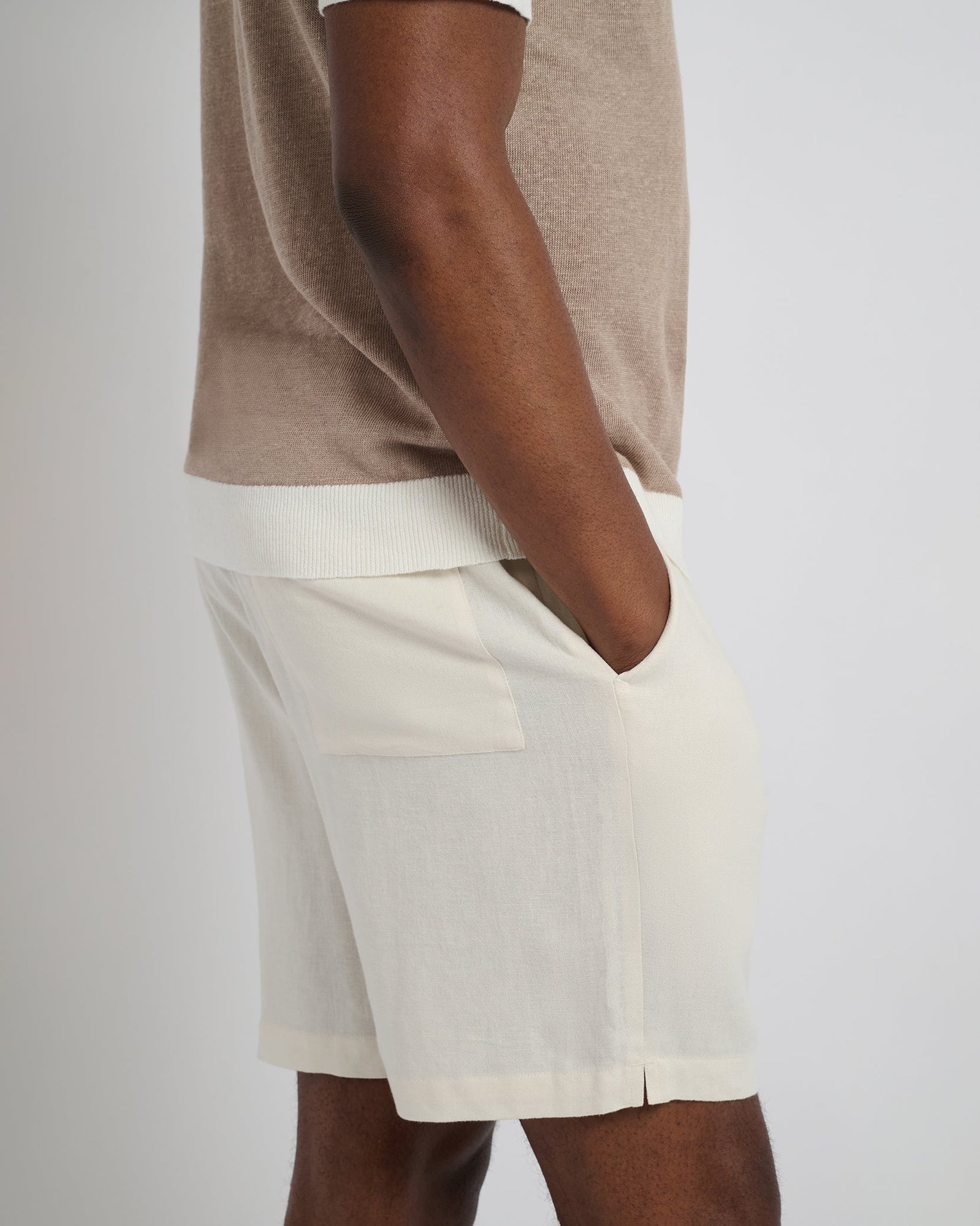Mens | Classic Pull On Linen Swim Trunk 6in. | Oat