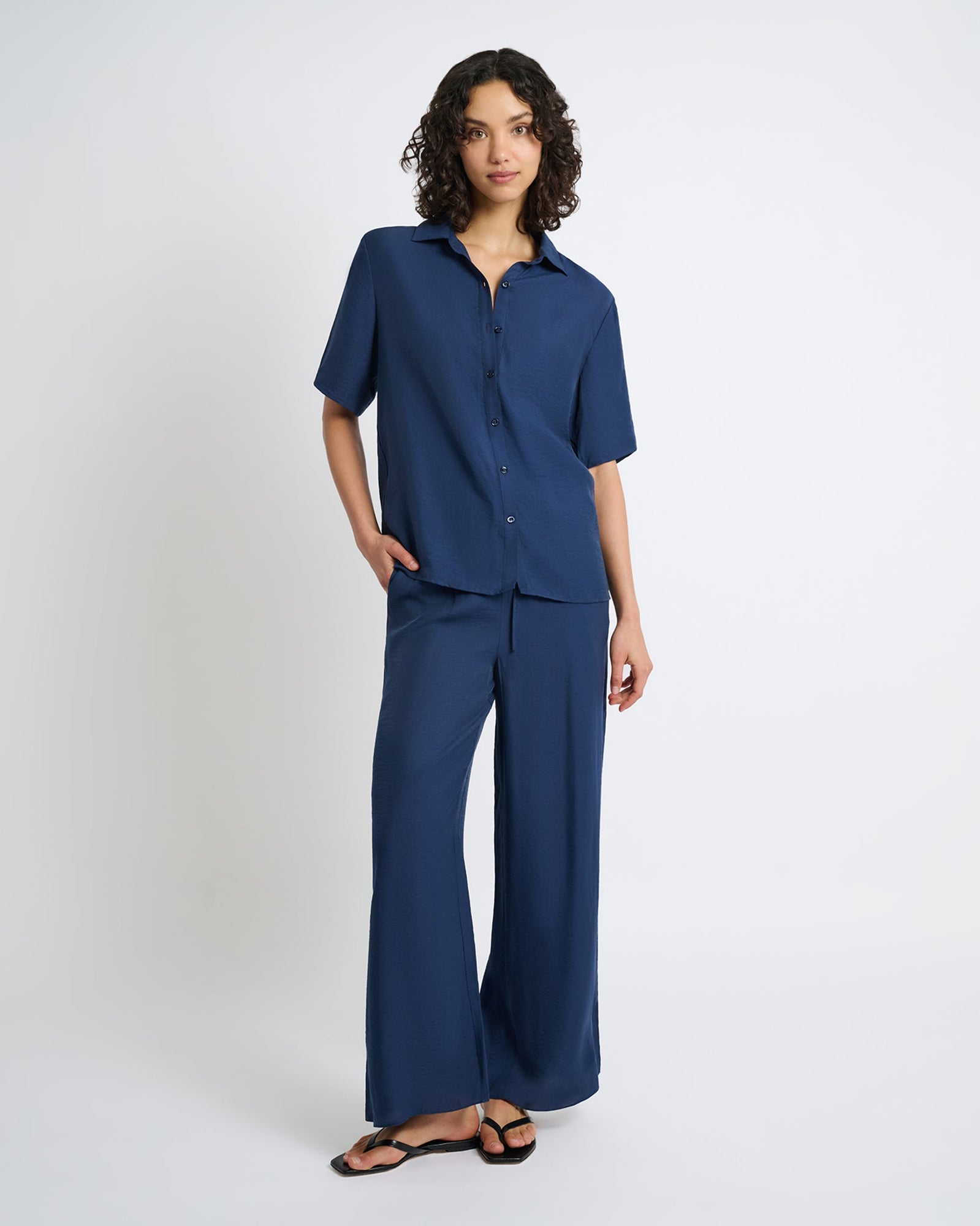 Womens | Crinkle Wide Leg Drawstring Pant | Deep Navy