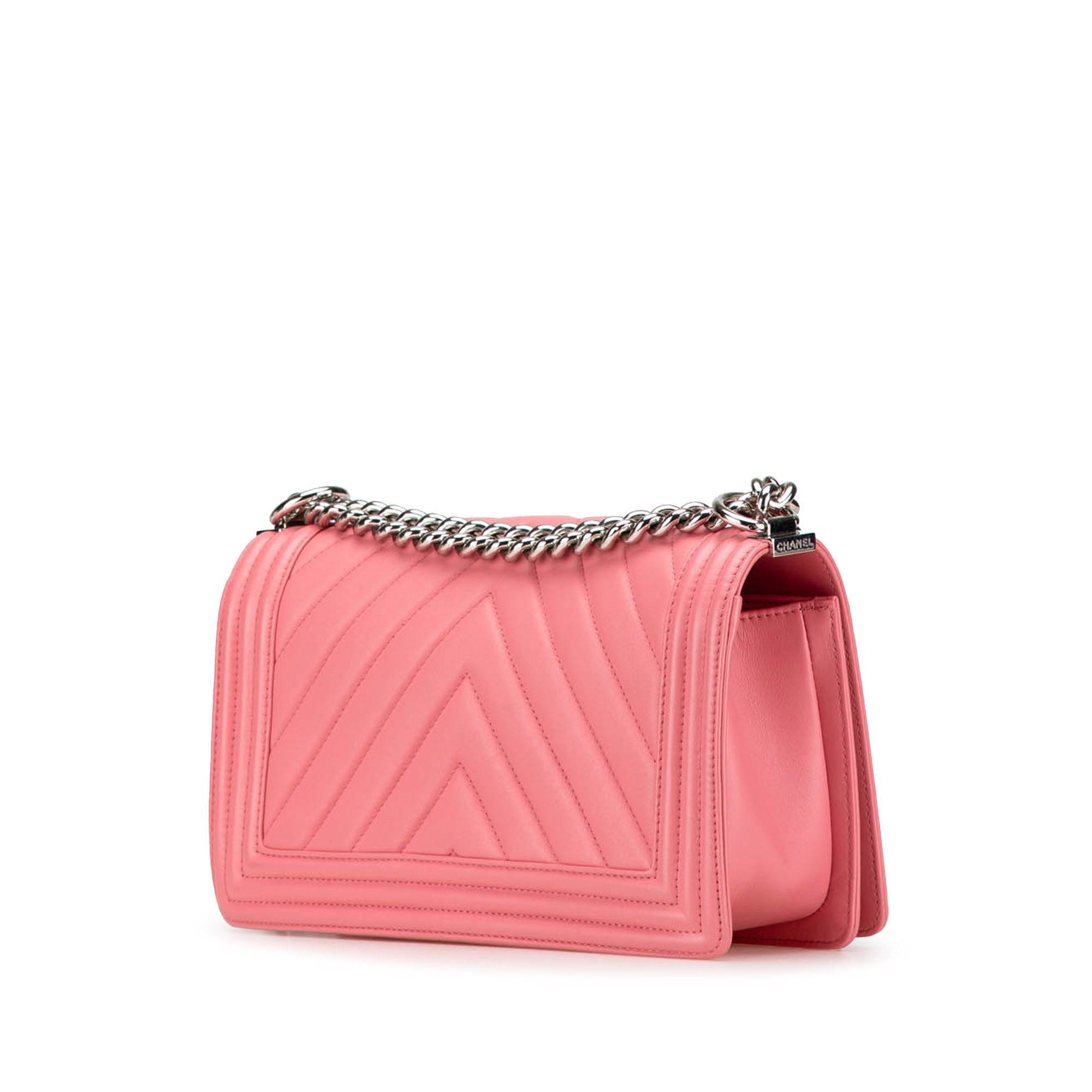 Chanel | Pre-Owned Old Medium Chevron Lambskin Boy Flap | Pink