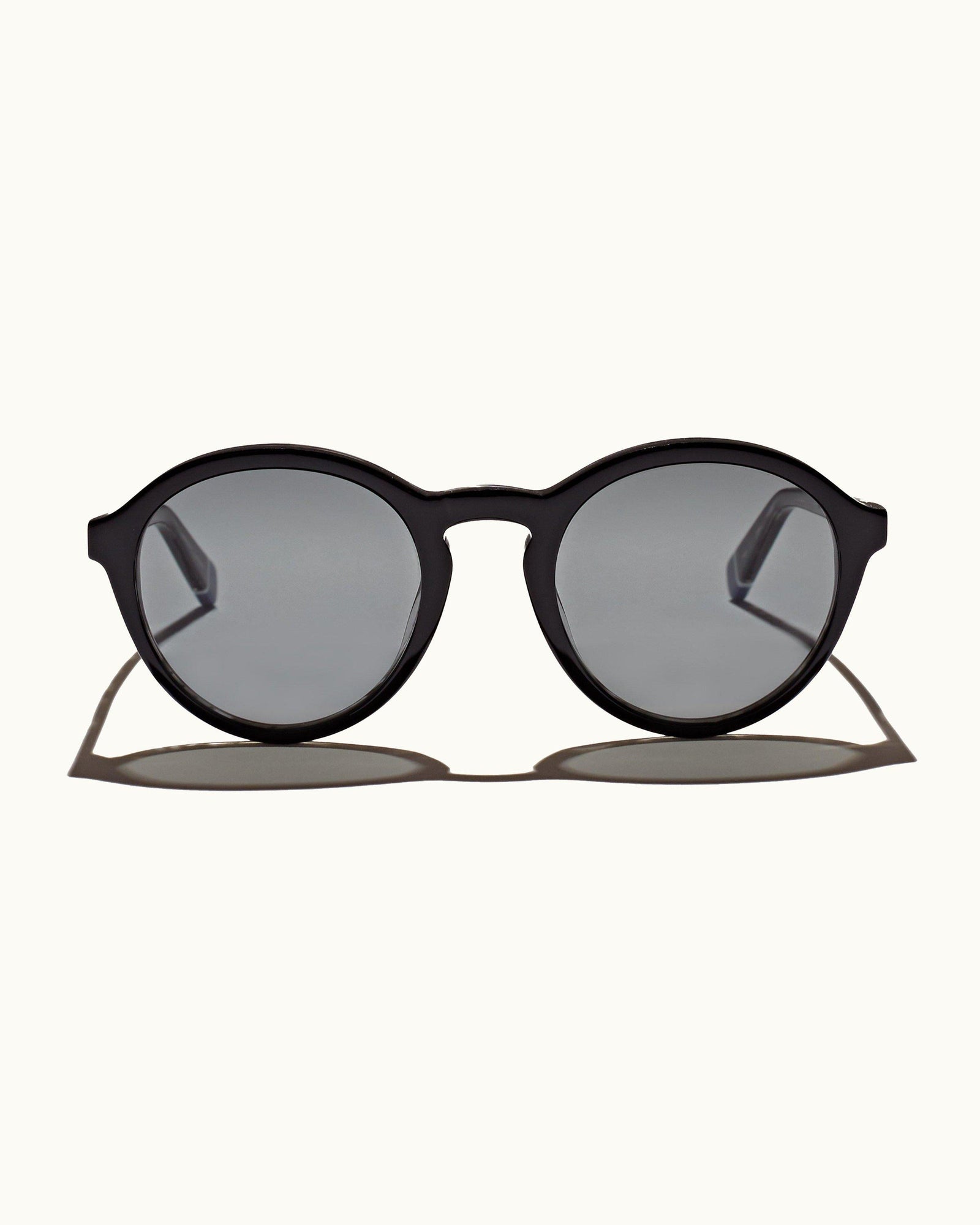 Harlyn Black Round Sunglasses | Black