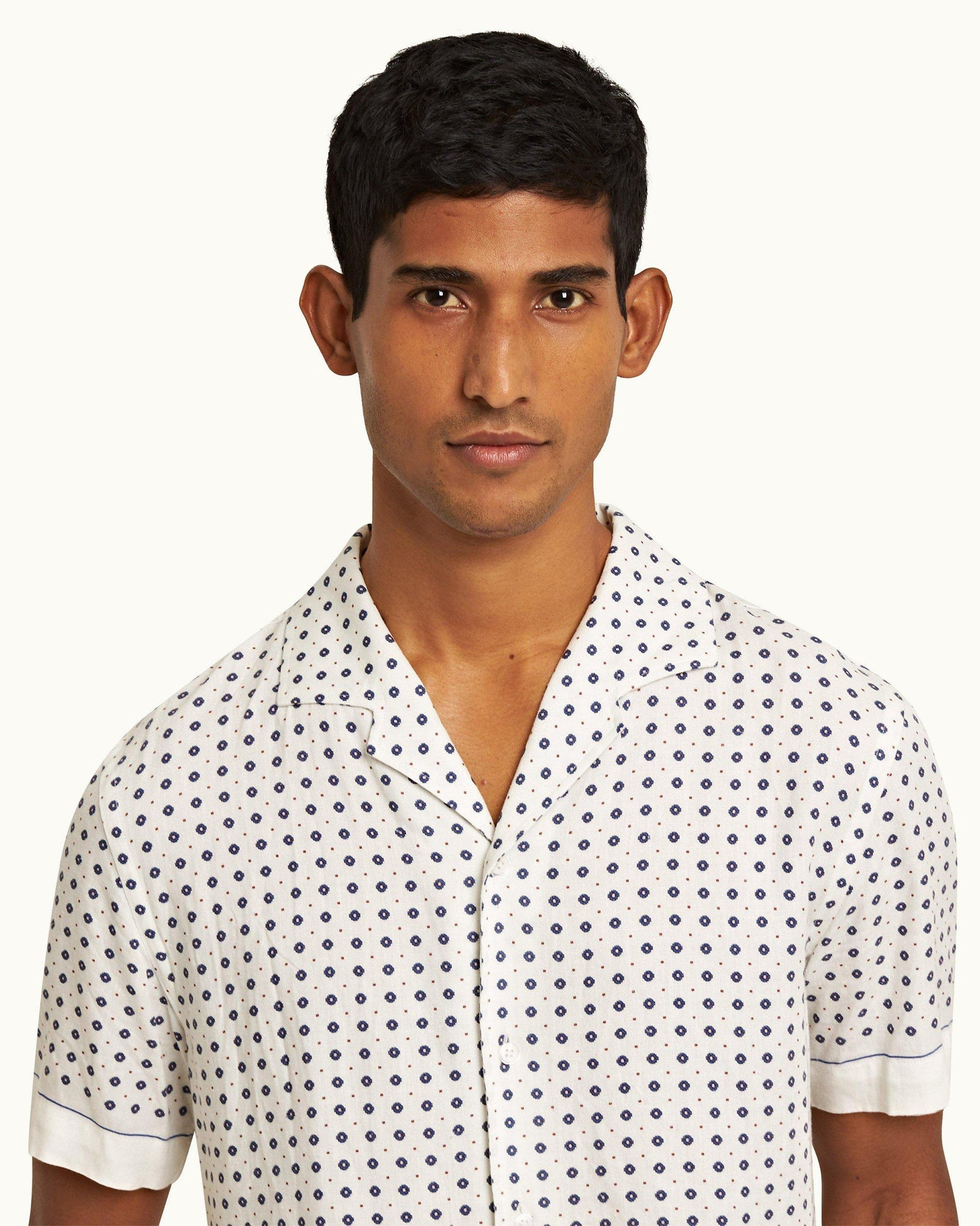 Hibbert Sea Mist Cravat Capri Collar Shirt | Sea Mist