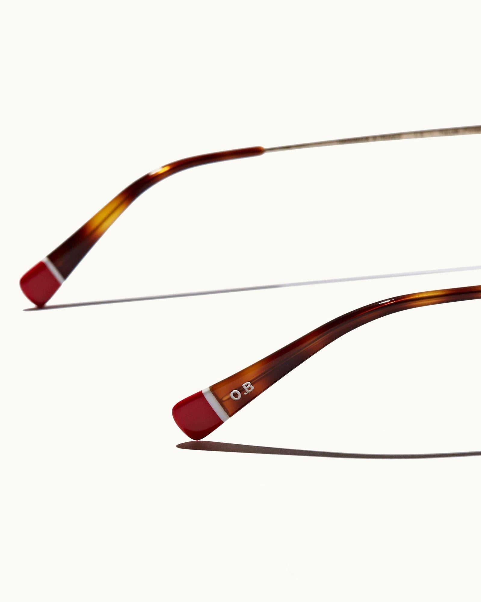 Tulum Shiny Pale Gold Square Frame Sunglasses | Shiny Pale Gold