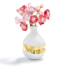 Talianna Oro Bud Vase | White | Ceramic with 24K Gold Details