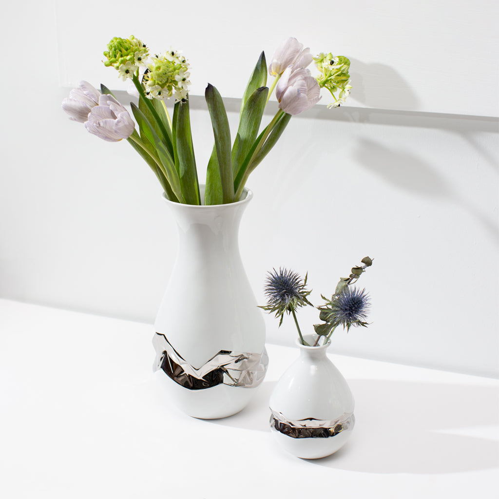 Talianna Oro Vase | White | Ceramic with Silver Details