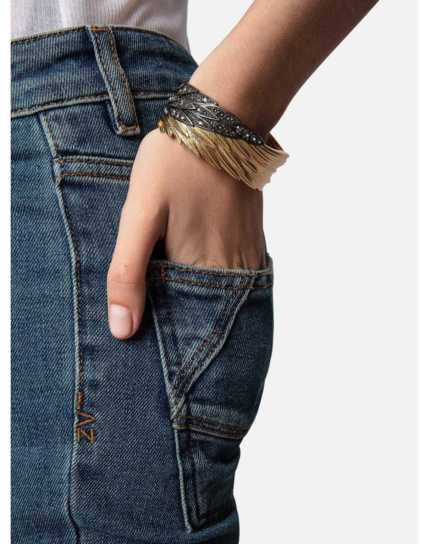 Women | Rock Feather Bracelet | Old Gold