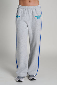 The Mayfair Group | On Soul Time Classic Sweatpant | Grey
