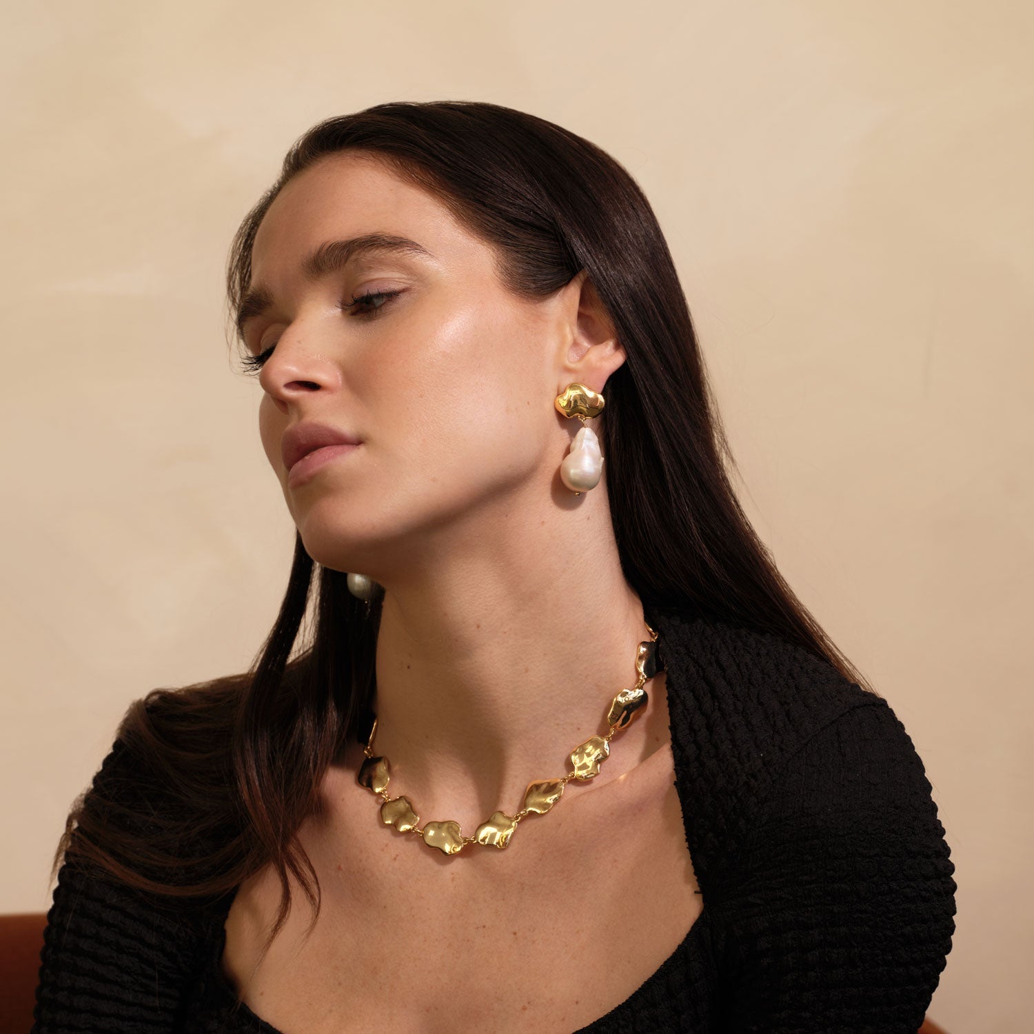 Ria Necklace | Mother of Pearl | 14K Gold Plated Brass