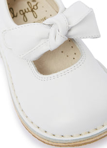 Nappa Leather Baby Shoes with Bow | White