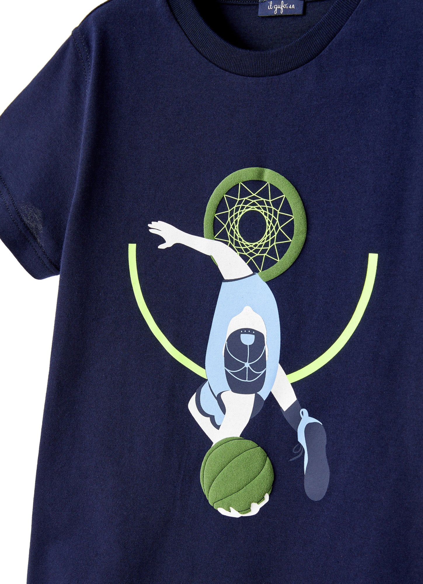 T-Shirt with Basketball Player Print | Blue/Eucalipto