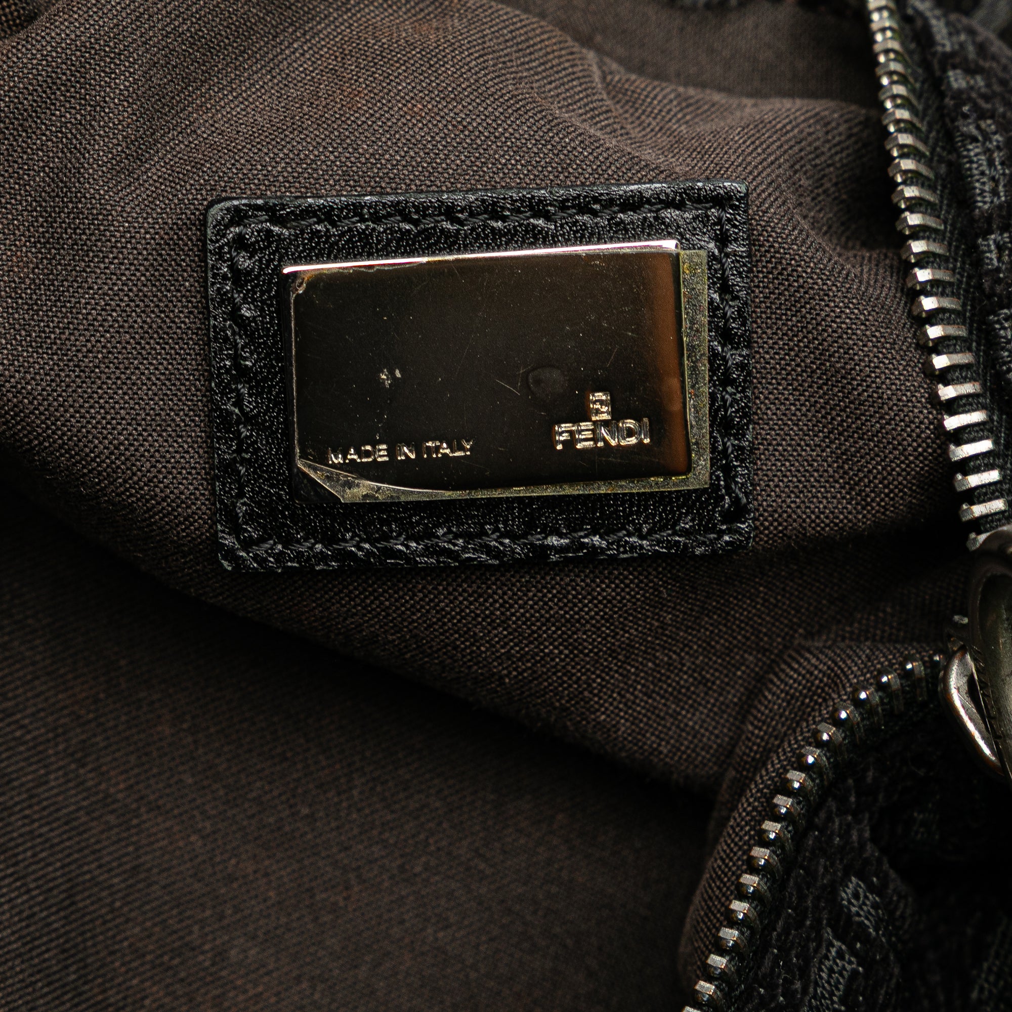 suuyuzu  Luxclusif | Fendi | Pre-Owned Zucchino Canvas Crossbody - III | Black