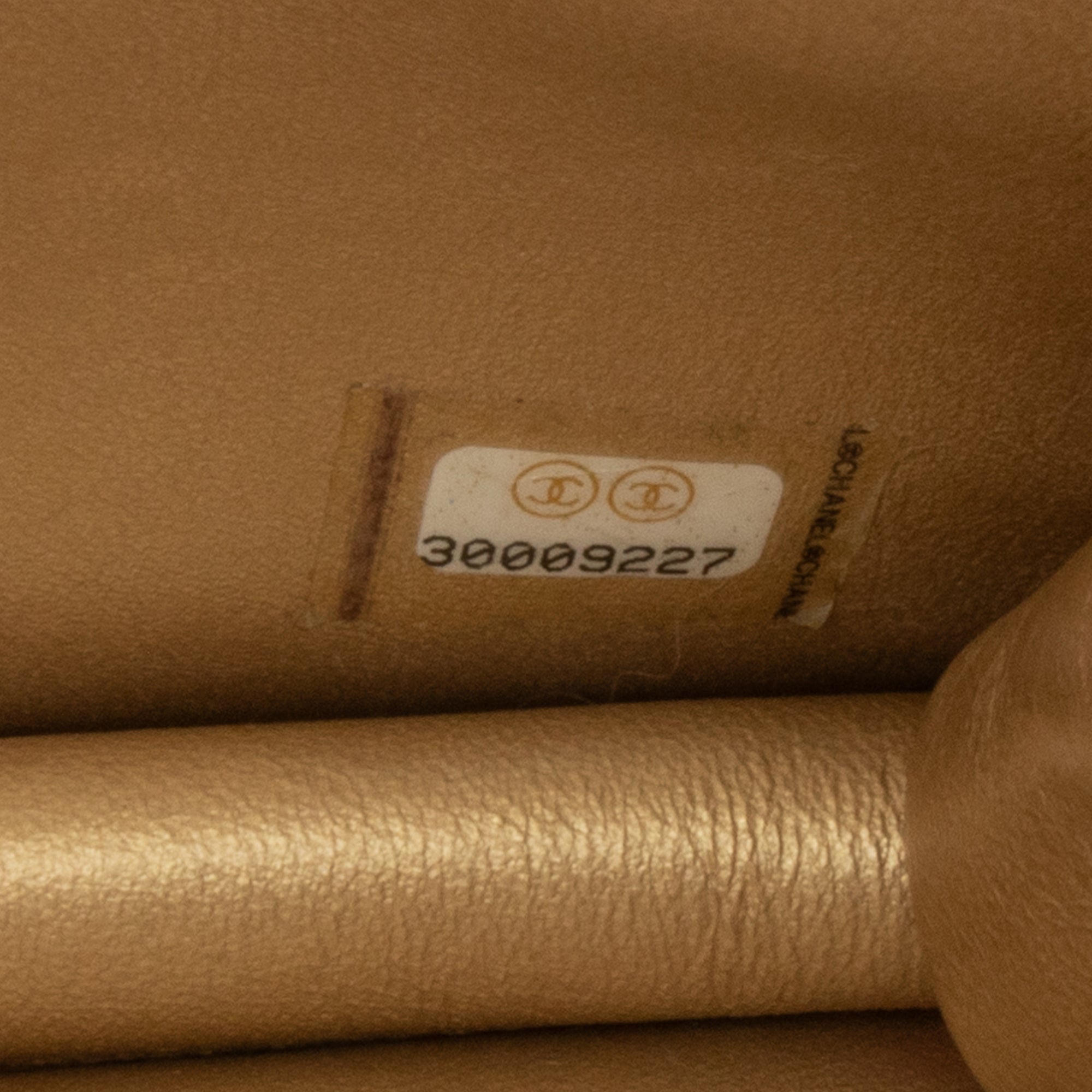 Chanel | Pre-Owned Small Lambskin Chic Pearls Flap | Gold