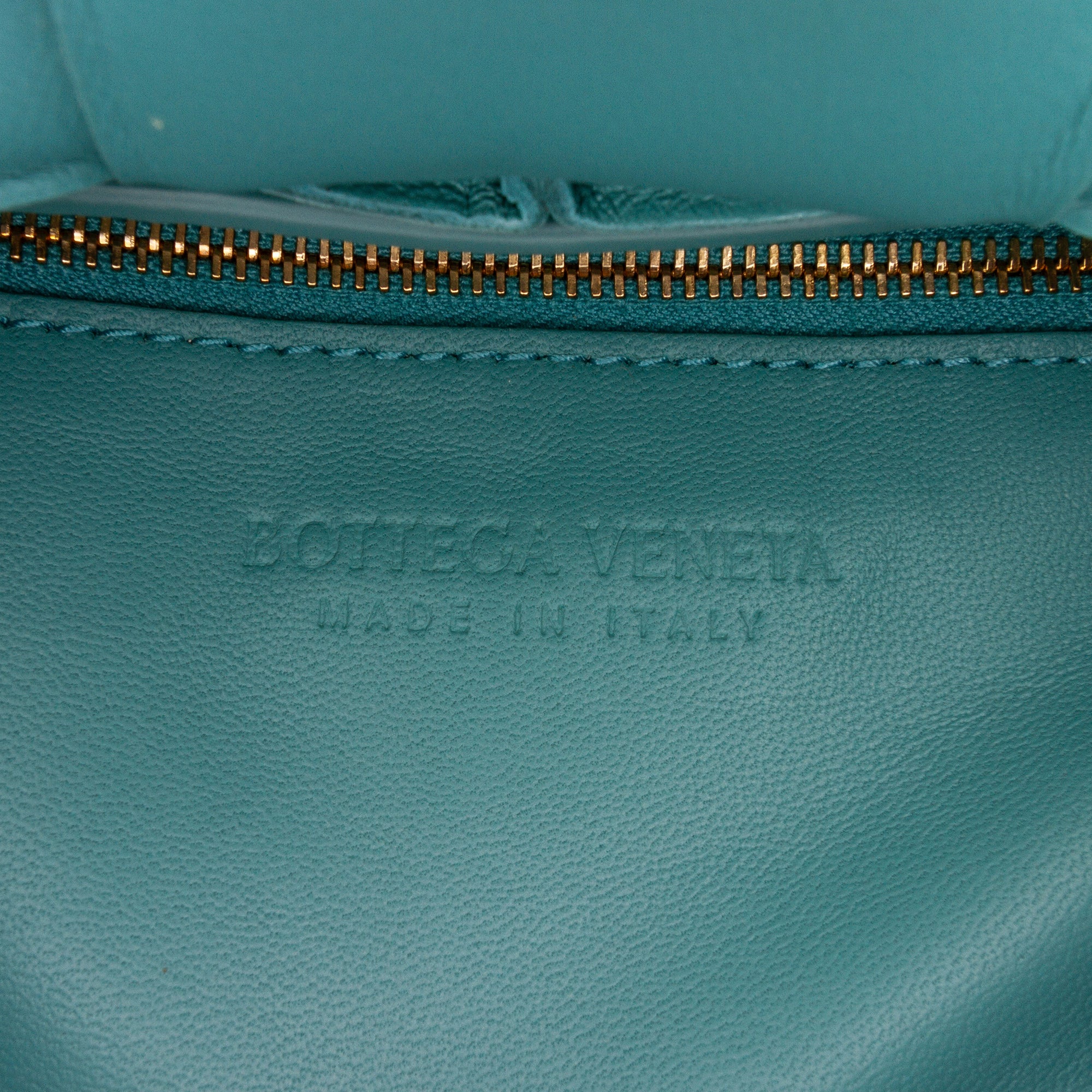 Bottega Veneta | Pre-Owned Nappa Intrecciato Padded Chain Cassette Satchel | Seafoam