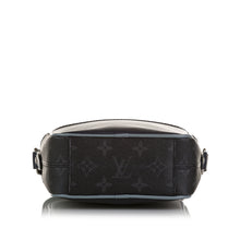 Louis Vuitton Pre-Owned Epi Monogram Danube PM | Women | Blue