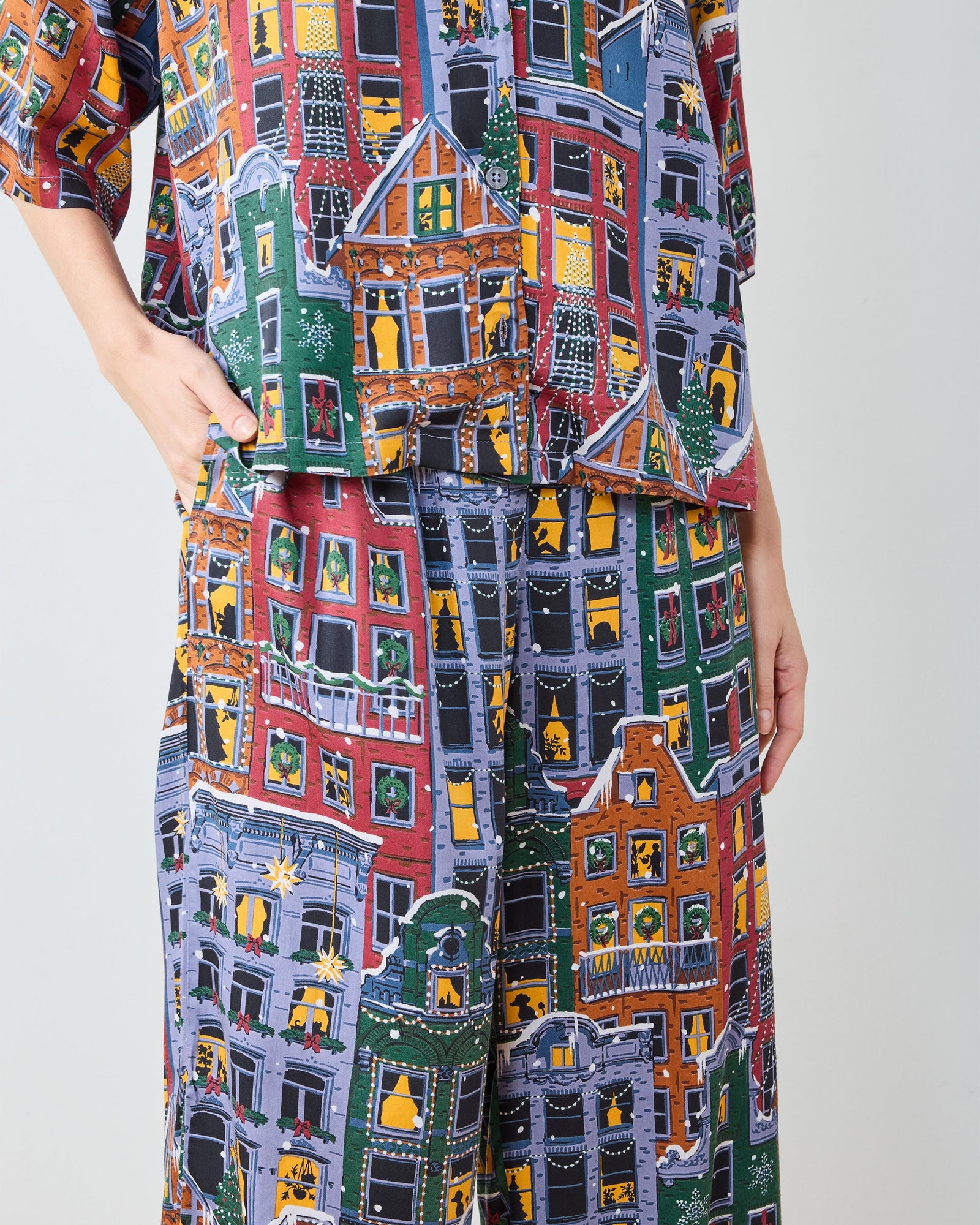 Manhattan Christmas - Eco Satin Wildest Dreams Set | Cozy Brownstone