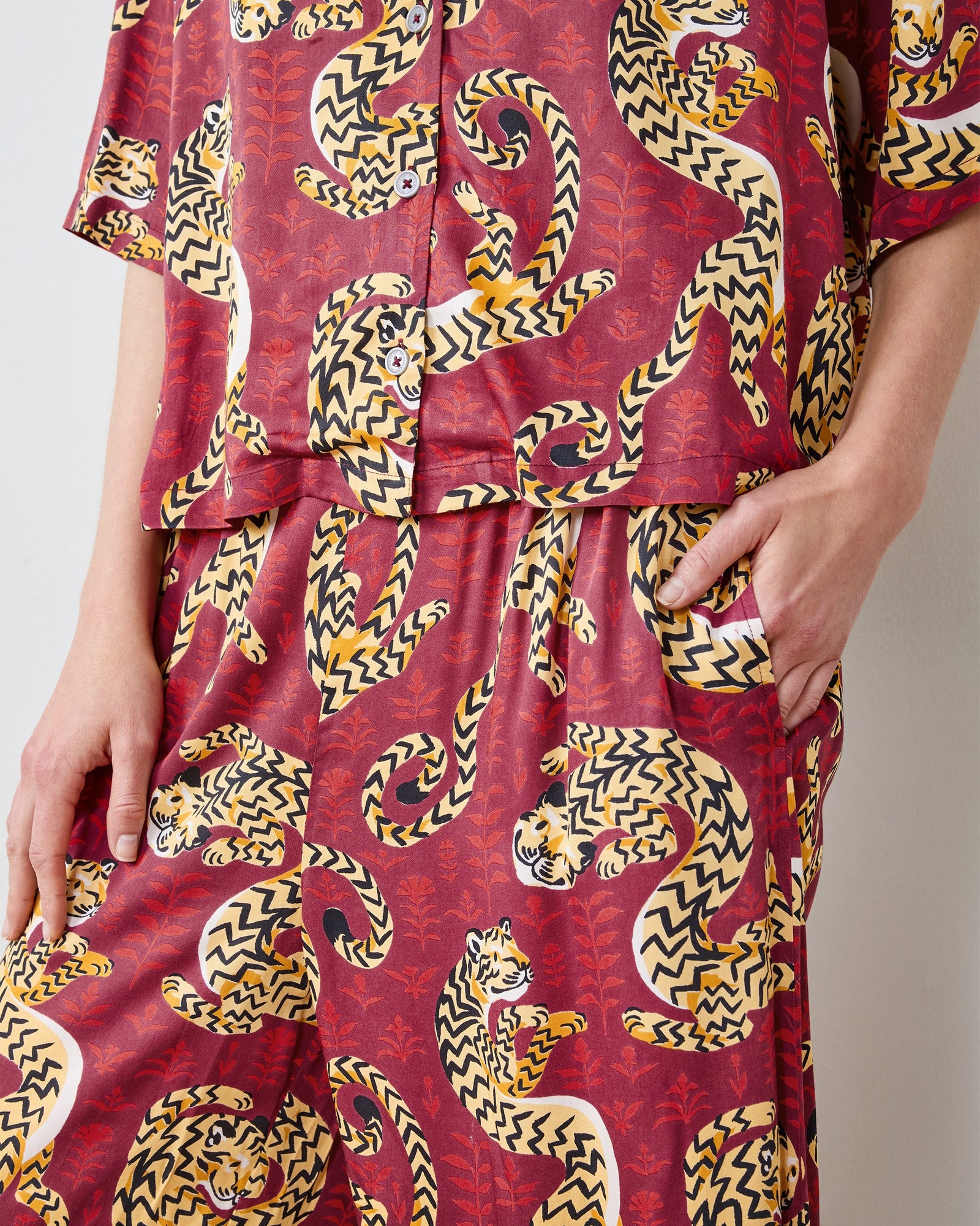 Twisted Tiger - Eco Satin Wildest Dreams Set - Merlot - Printfresh