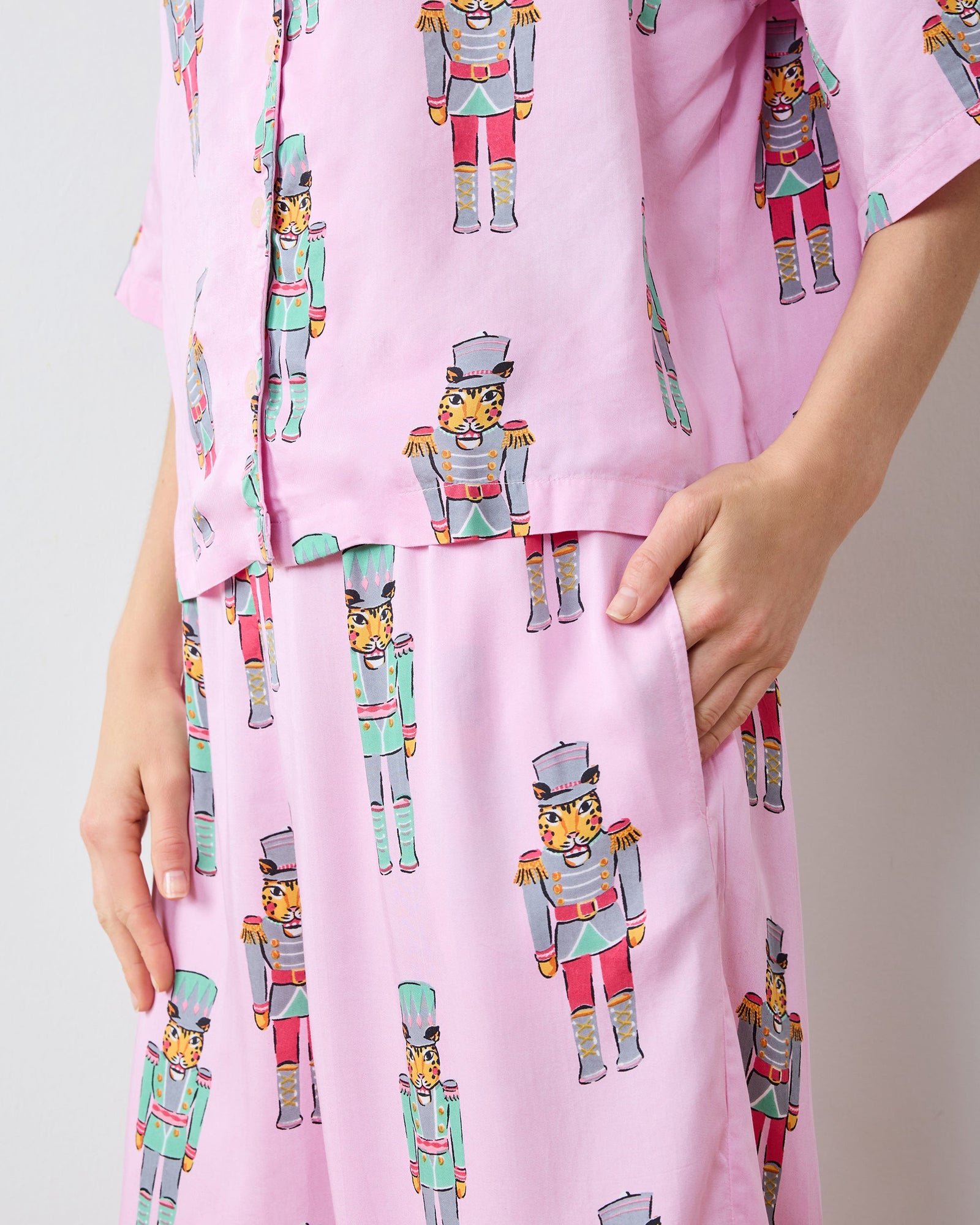 Leopard Nutcrackers - Eco Satin Wildest Dreams Set | Pink Candy Cane