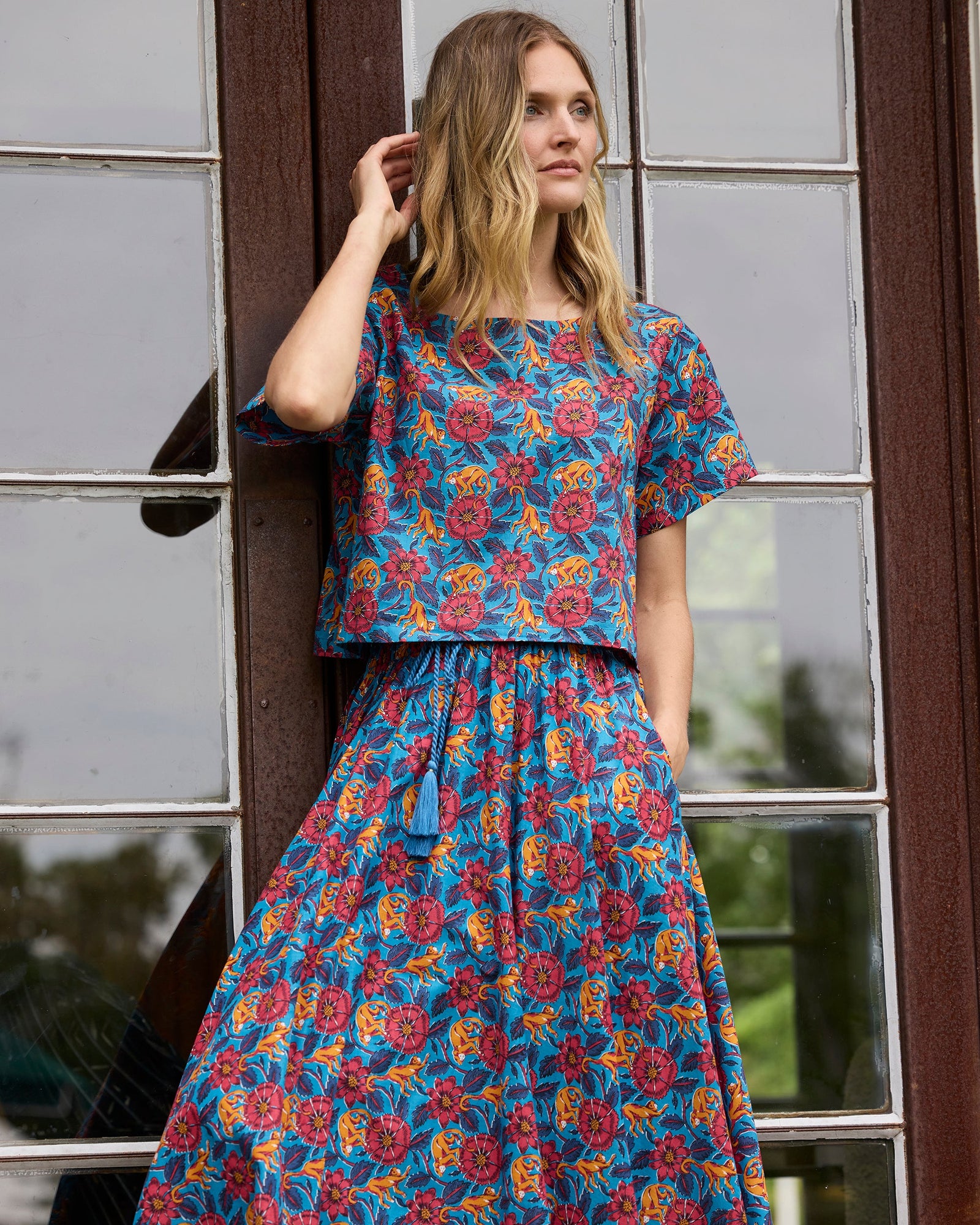 Leaps & Bounds - Carry On Crop Top | Blue