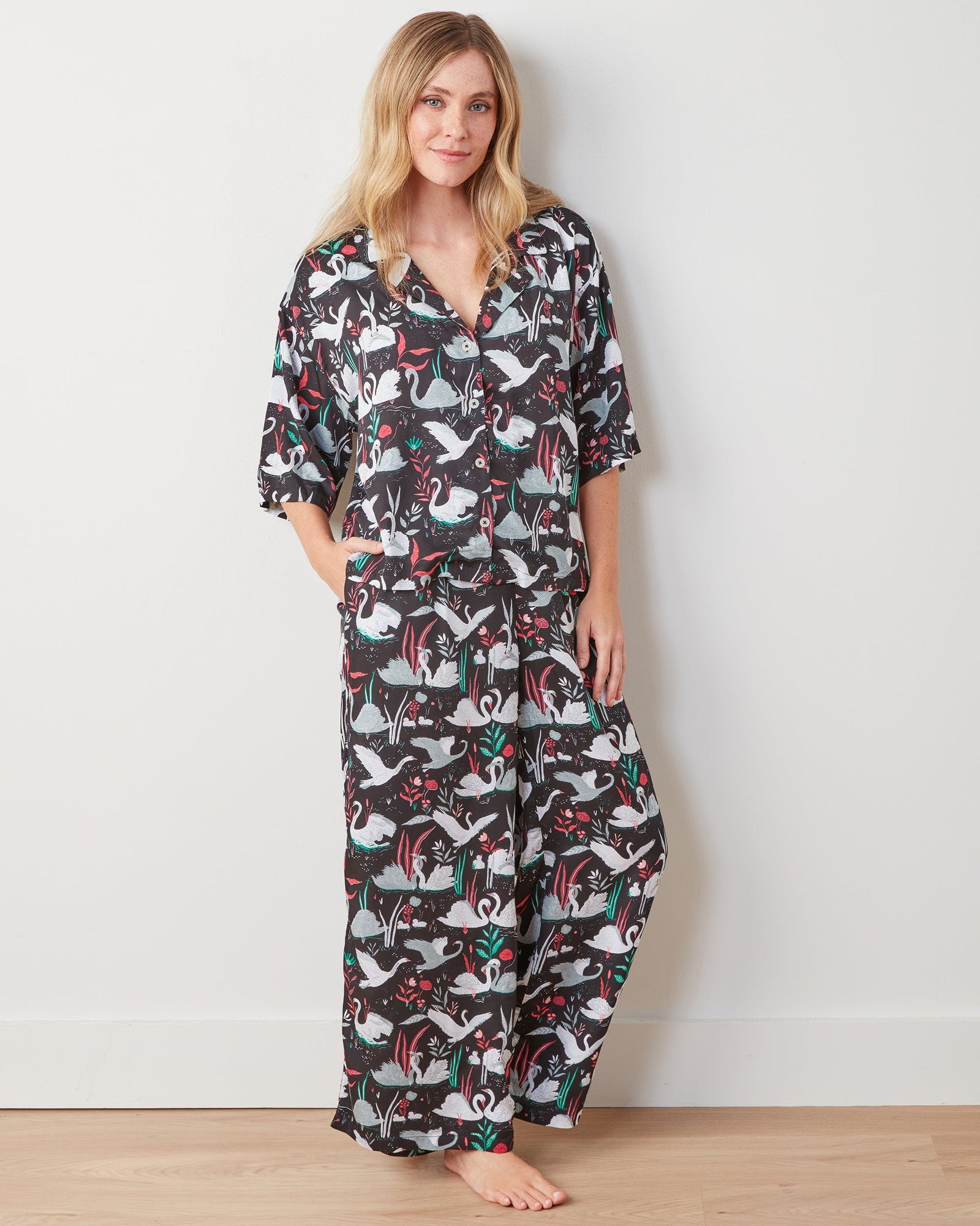 Eco Satin Wildest Dreams Set | Enchanted Swans (Black)