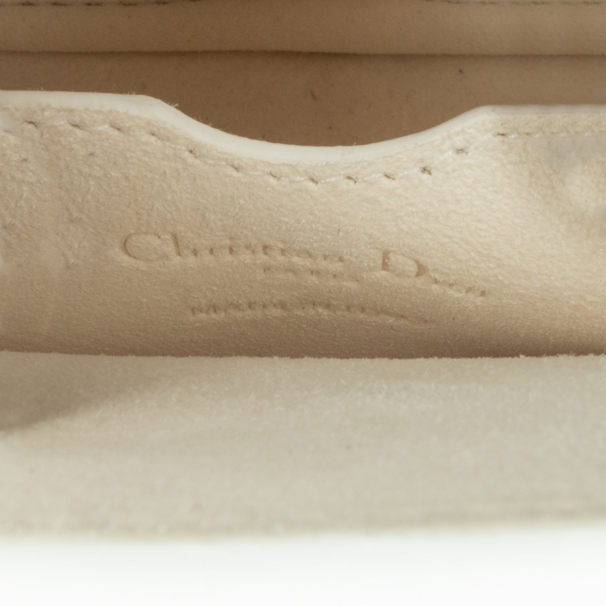 Dior | Pre-Owned Medium Perforated Calfskin Oblique Bobby Flap | White