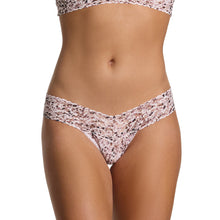 Signature Lace Low Rise Thong | Unconventional (White)