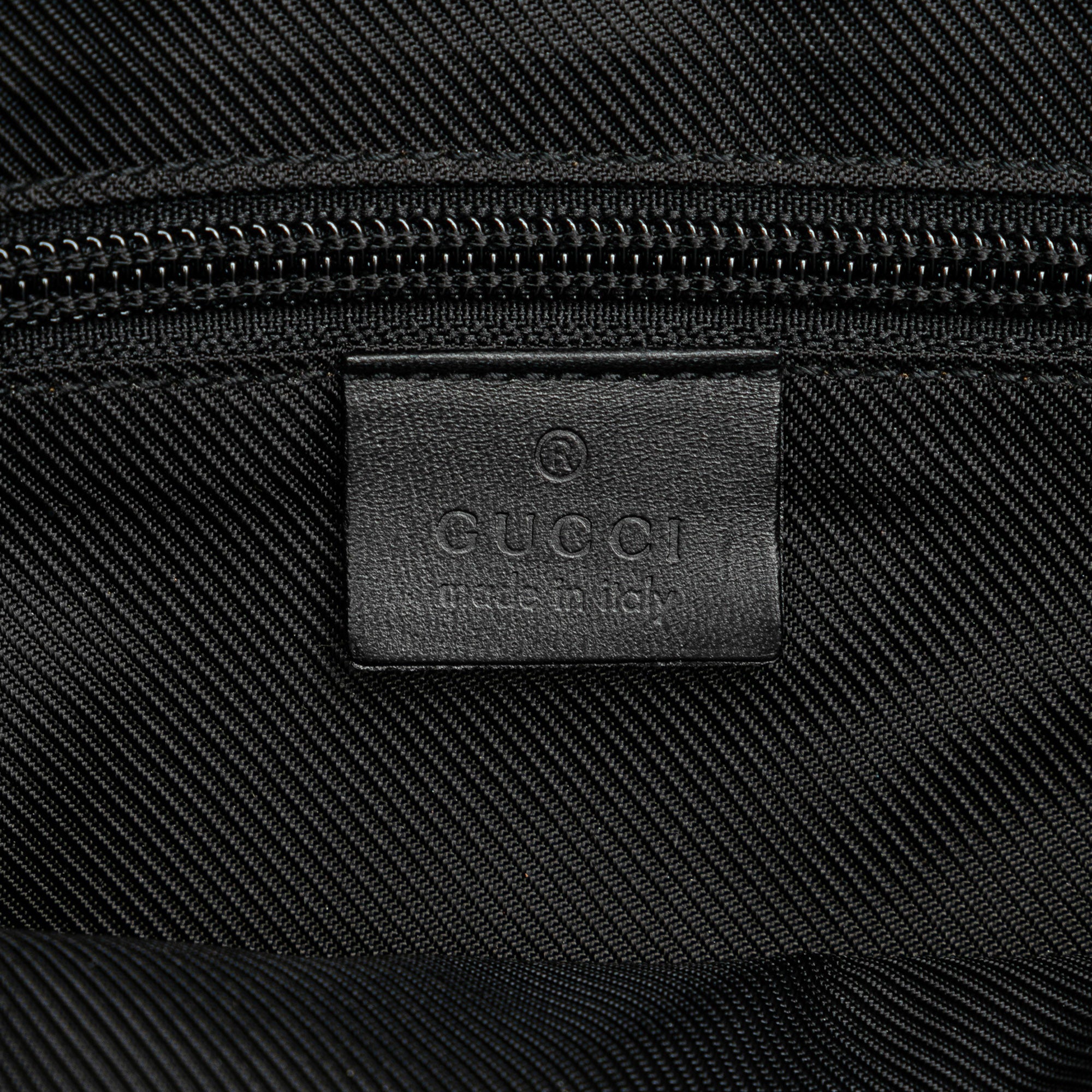 Gucci | Pre-Owned GG Canvas Crossbody | Black