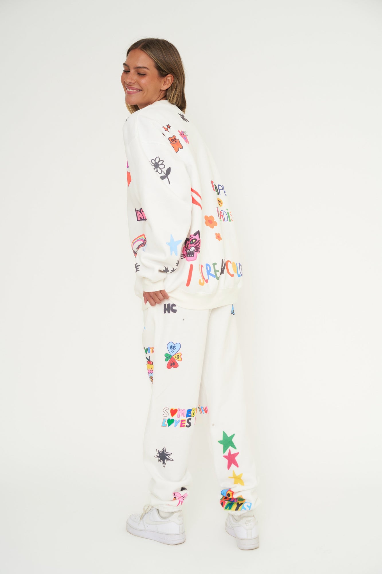Mayfair x @iscreamcolour Somebody Loves You Crewneck | White