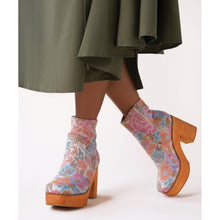 Paz Clog Boot | Brocade