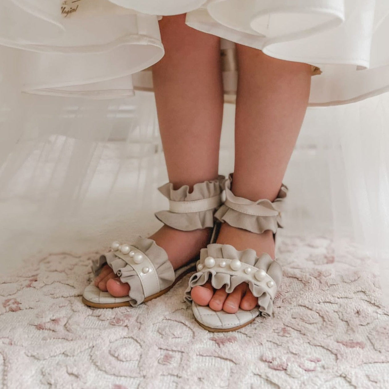 Perla Sandals