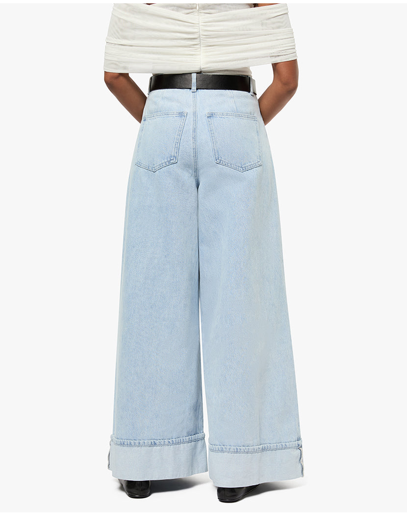Pleated Wide Leg Jean | Super Light