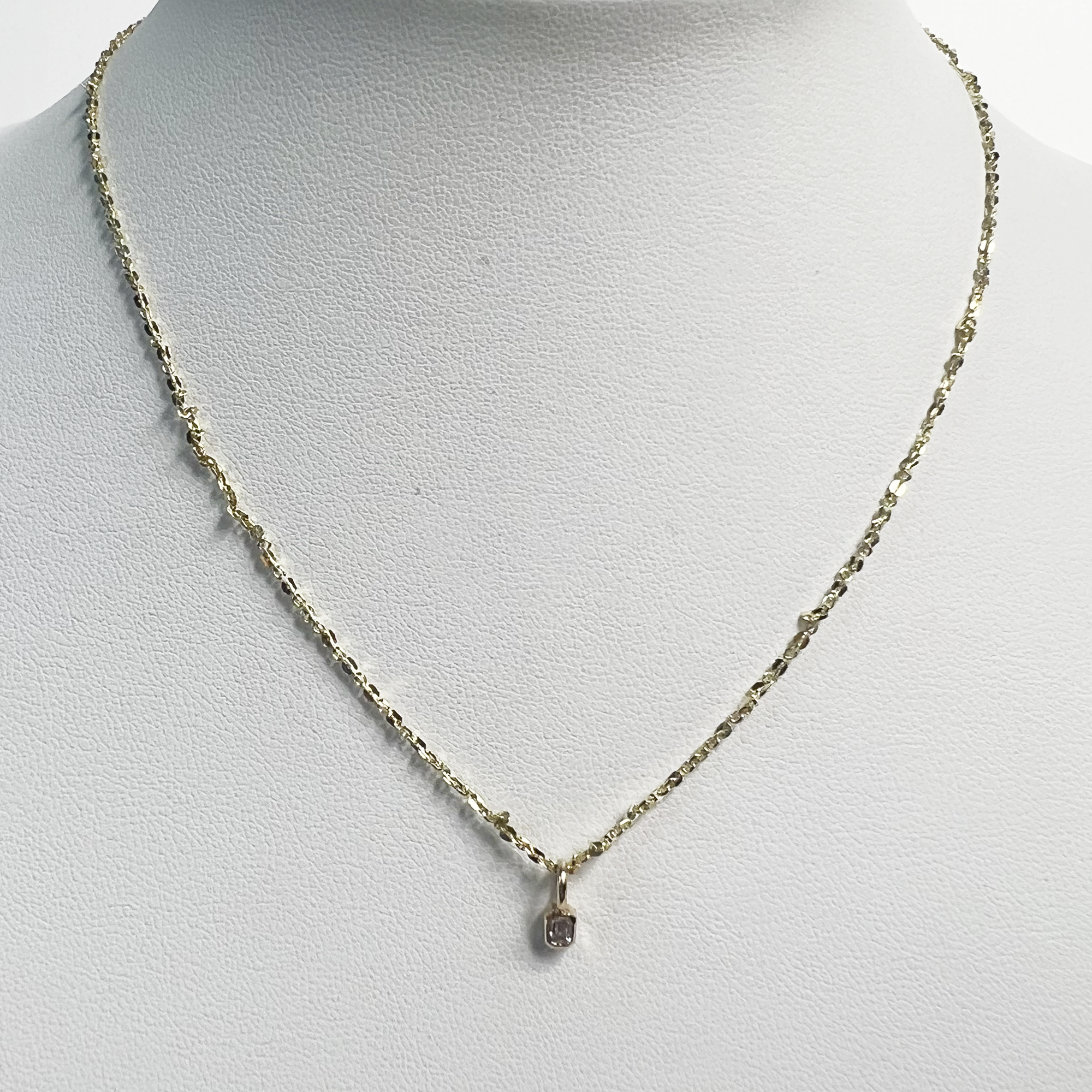 Emerald Cut Diamond Choker | 10K Yellow Gold | White Diamond