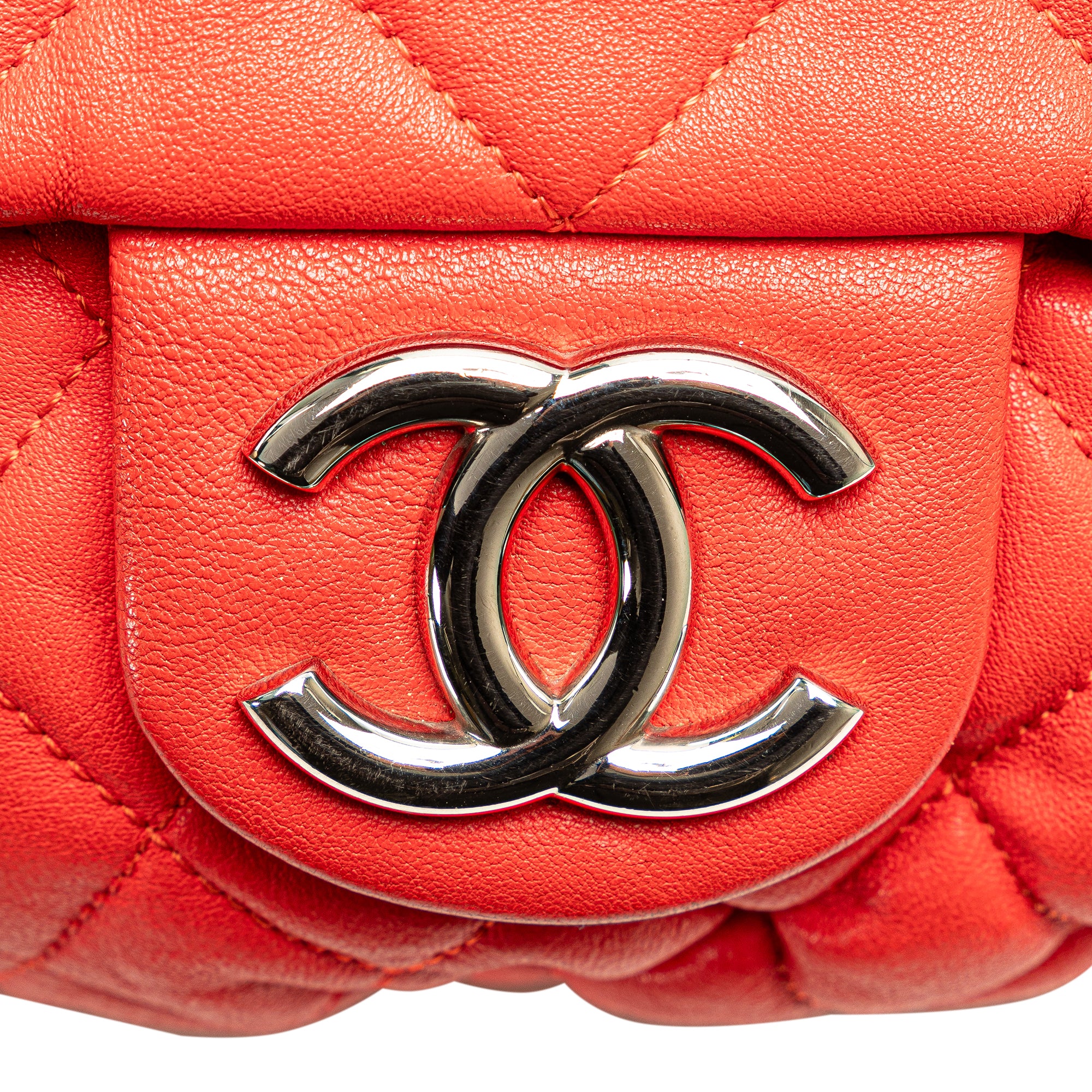 Chanel | Pre-Owned Large Quilted Lambskin Chain Around Flap | Red