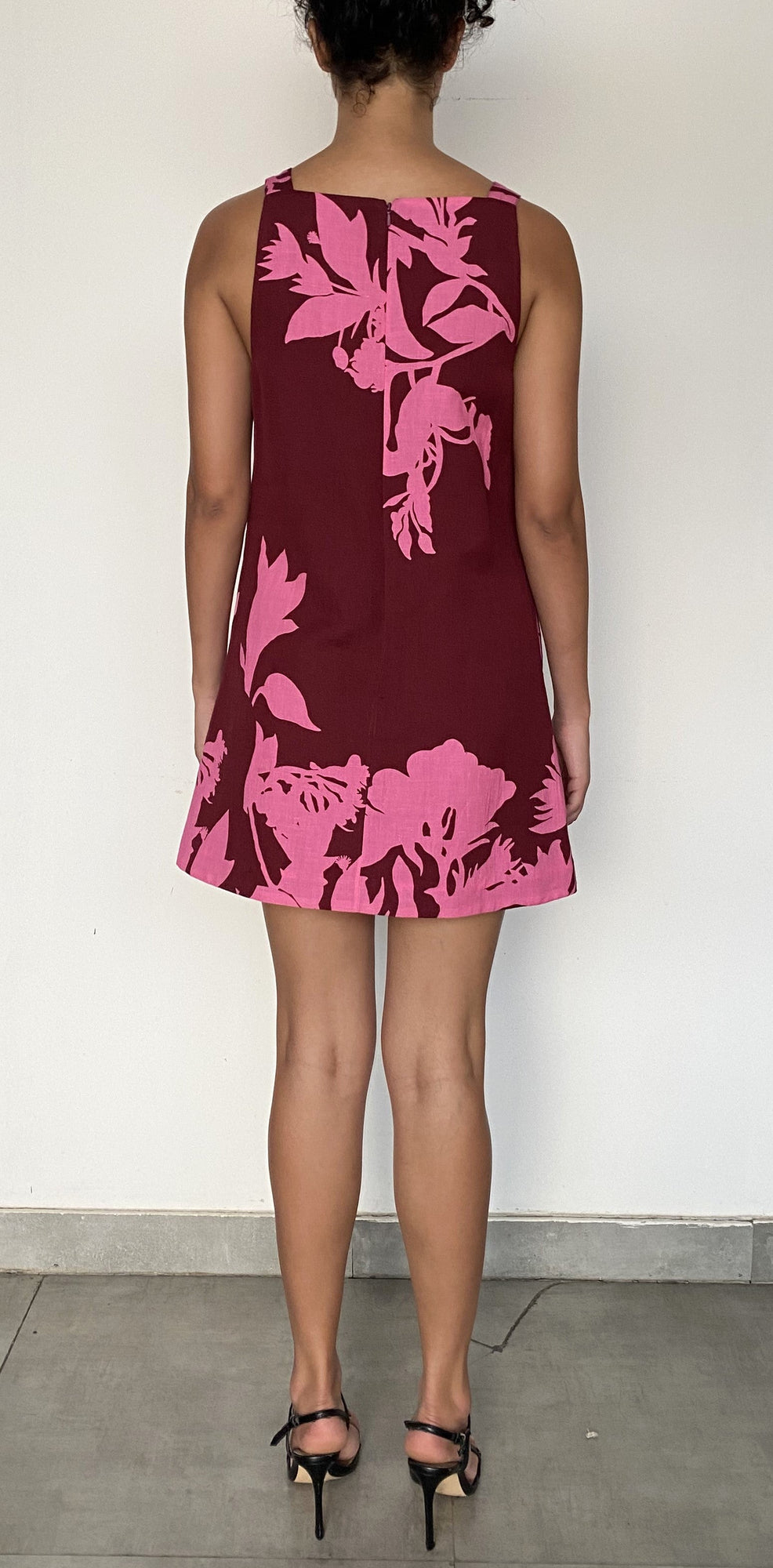 Square Neck Sleeveless Short Dress | Black/Magenta