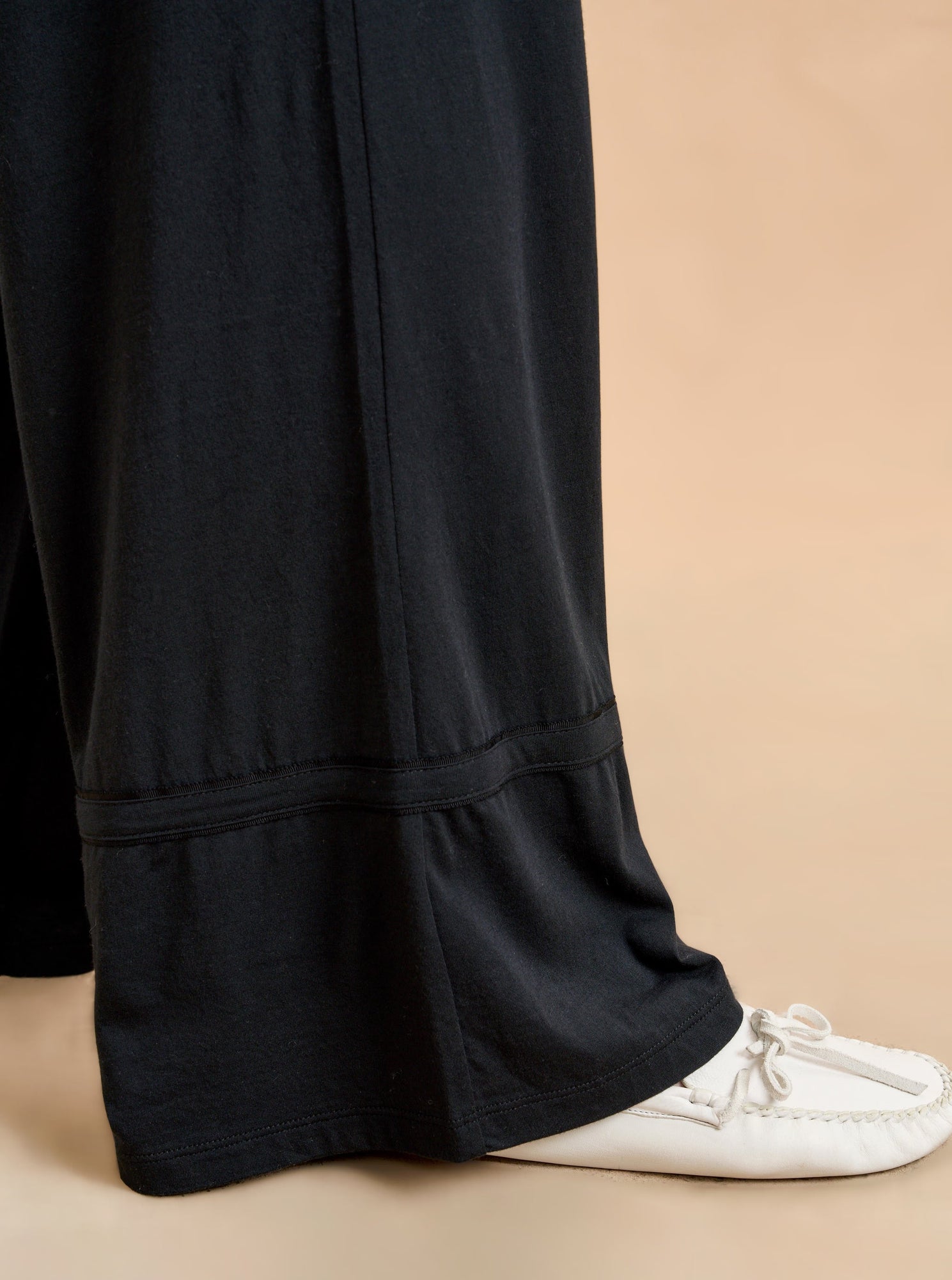 Seb Pant | Black