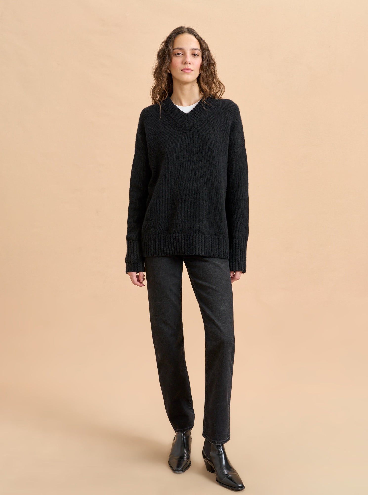 Solid Marin V Neck Sweater | Black
