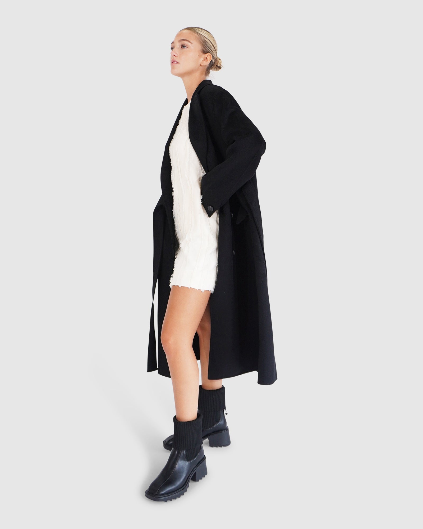 Women | Right There Wool Blend Side Tie Coat | Black