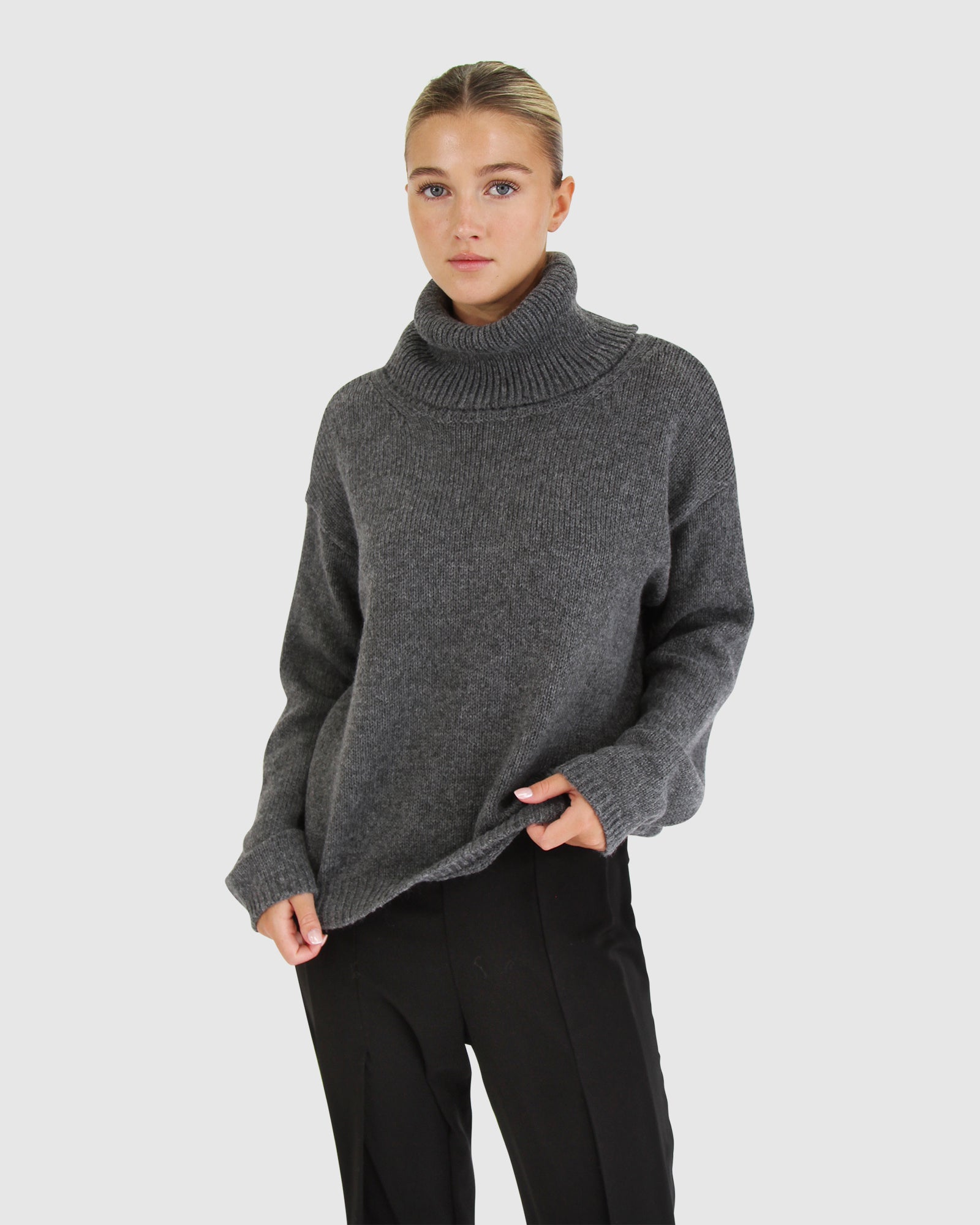 Women | Right Here Waiting Open Back Knit | Charcoal