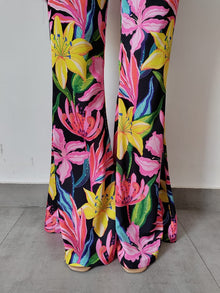 Rococo Sand | Chris Pant Pareo | Multicolor