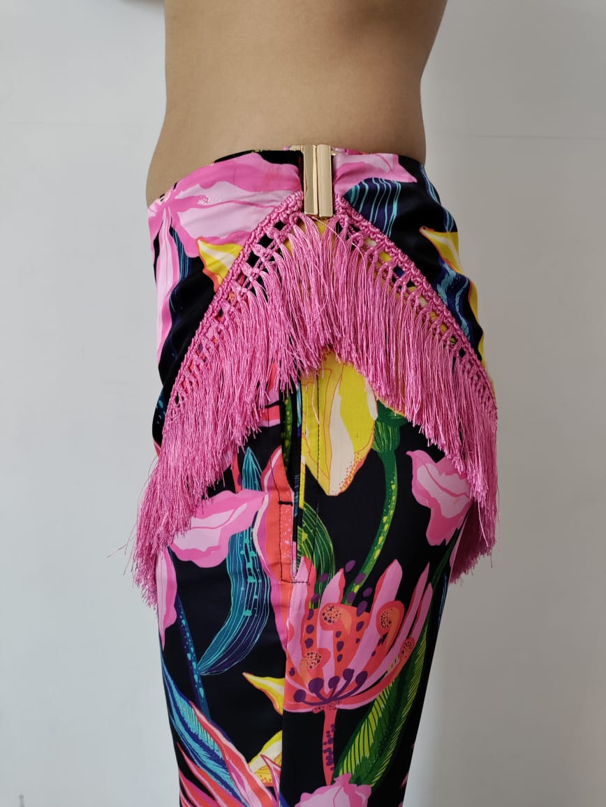 Rococo Sand | Chris Pant Pareo | Multicolor