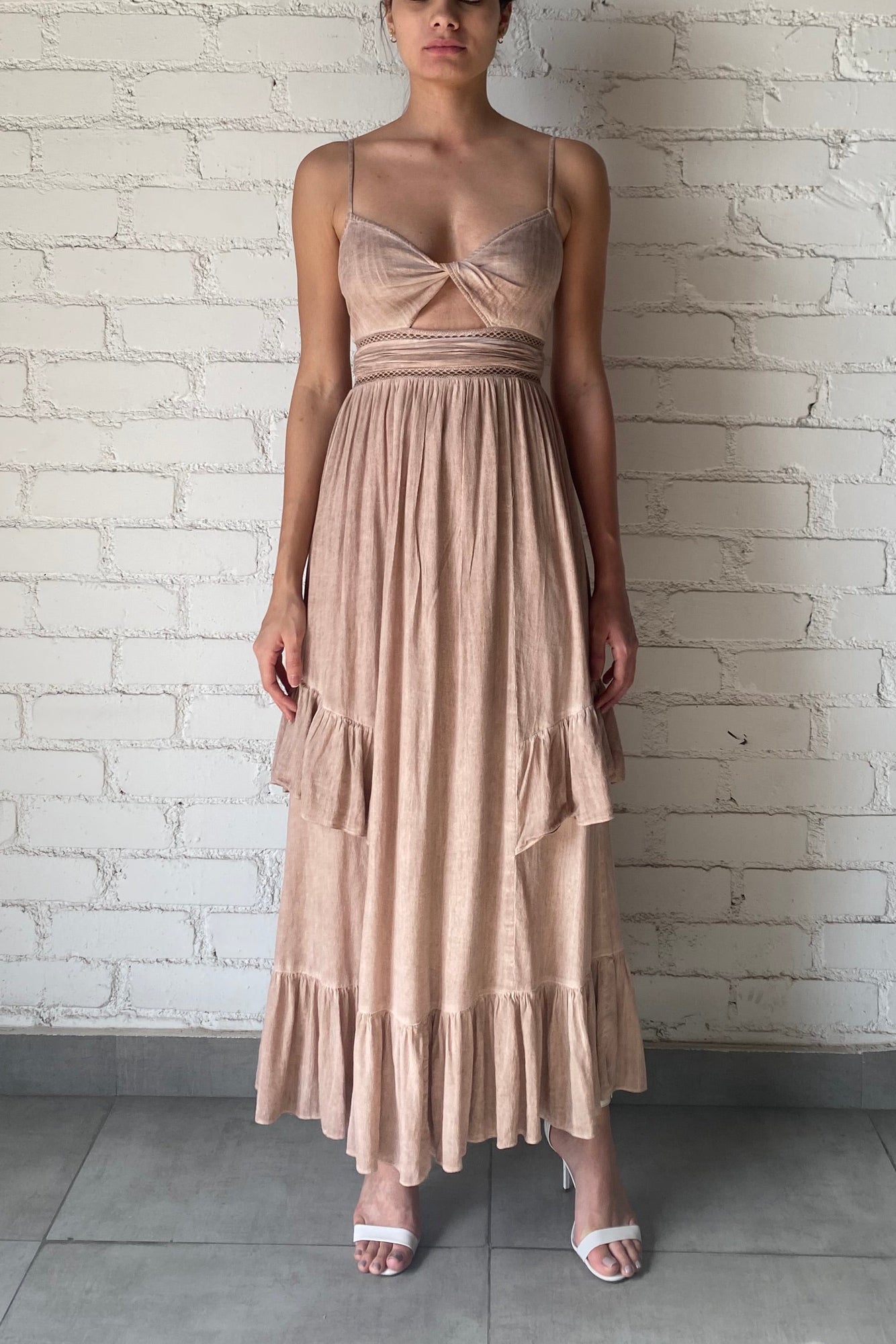 Gaia V-Neck Strapline Sleeveless Center Cutt Long Dress | Beige