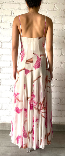 Rococo Sand | Grace Sweatheart-Neck Long Dress | White/Pink