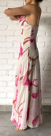 Rococo Sand | Grace Sweatheart-Neck Long Dress | White/Pink